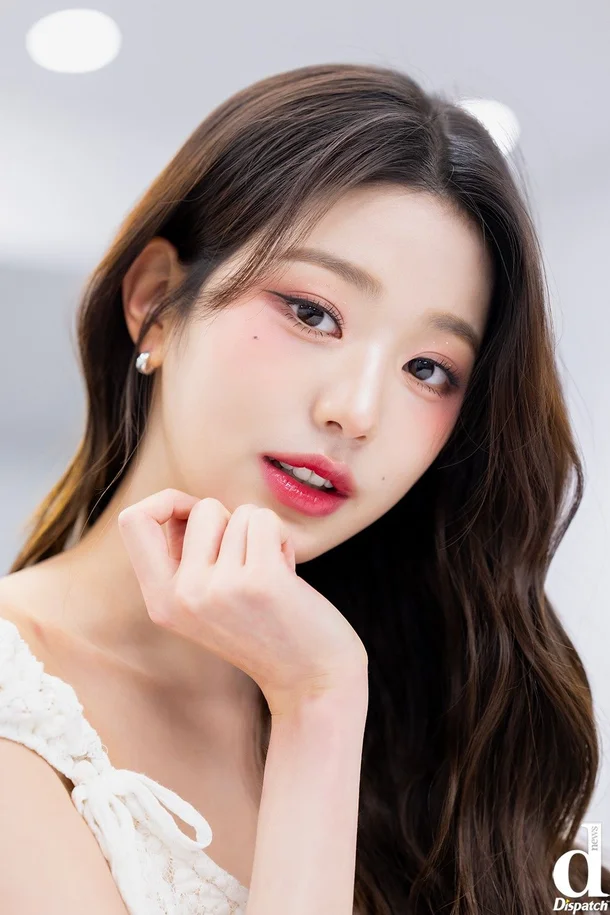 장원영(아이브)